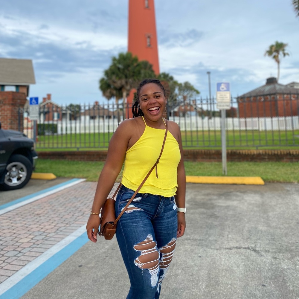 Meet your Posher, Alysia